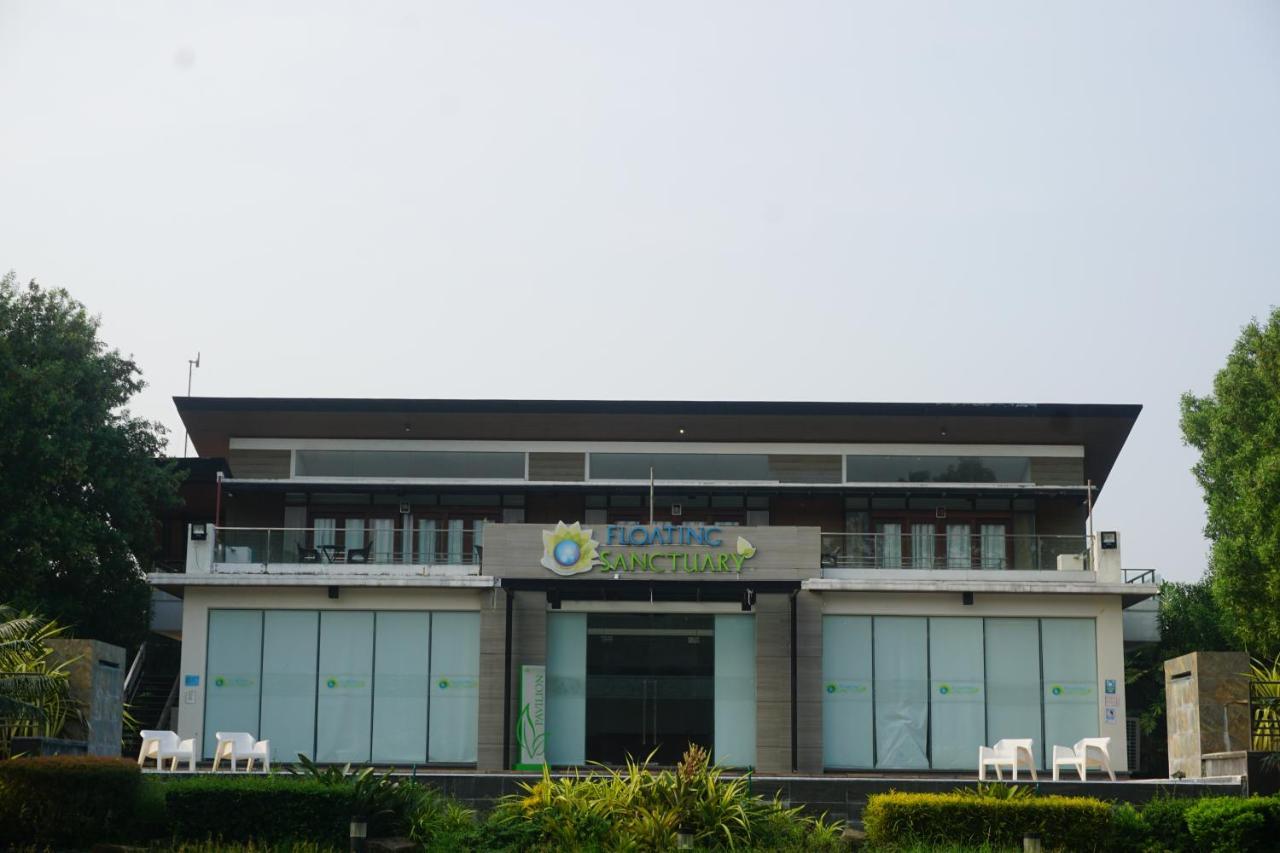Bulacan Floating Sanctuary Resort Powered By Cocotel מראה חיצוני תמונה