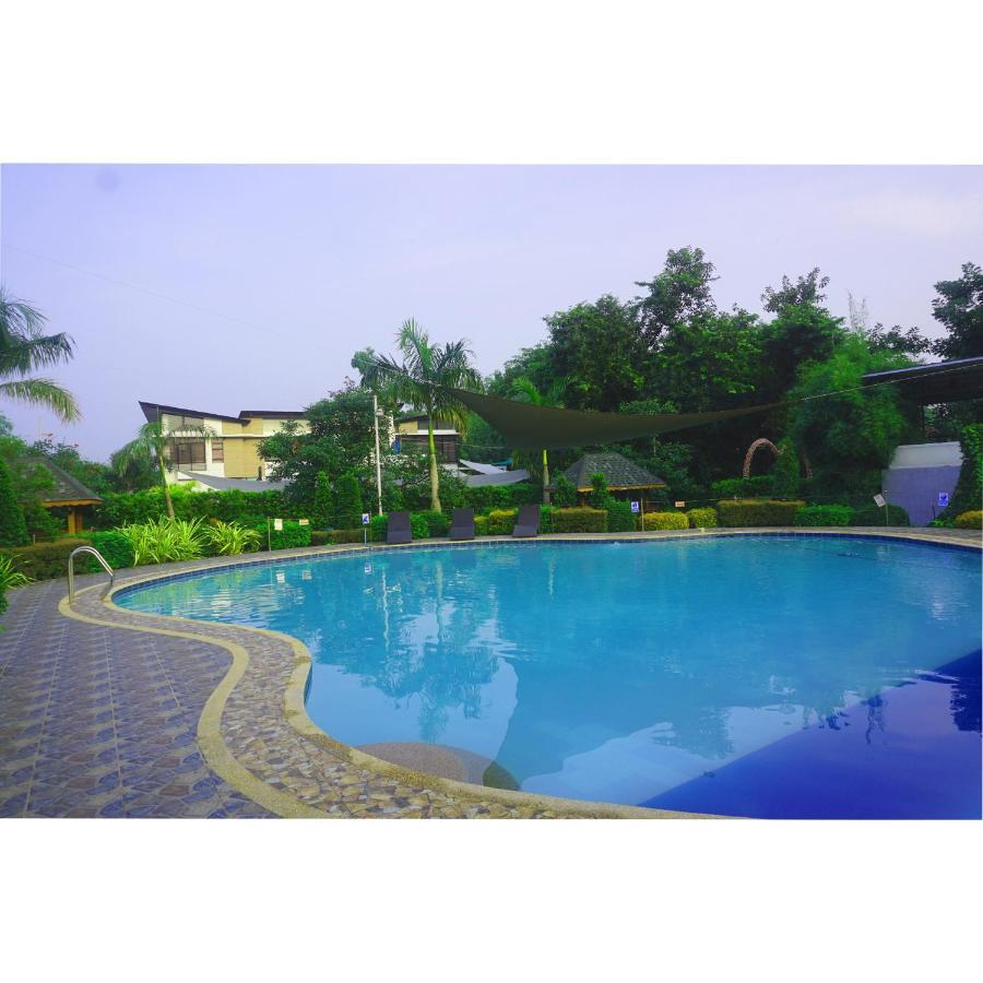 Bulacan Floating Sanctuary Resort Powered By Cocotel מראה חיצוני תמונה